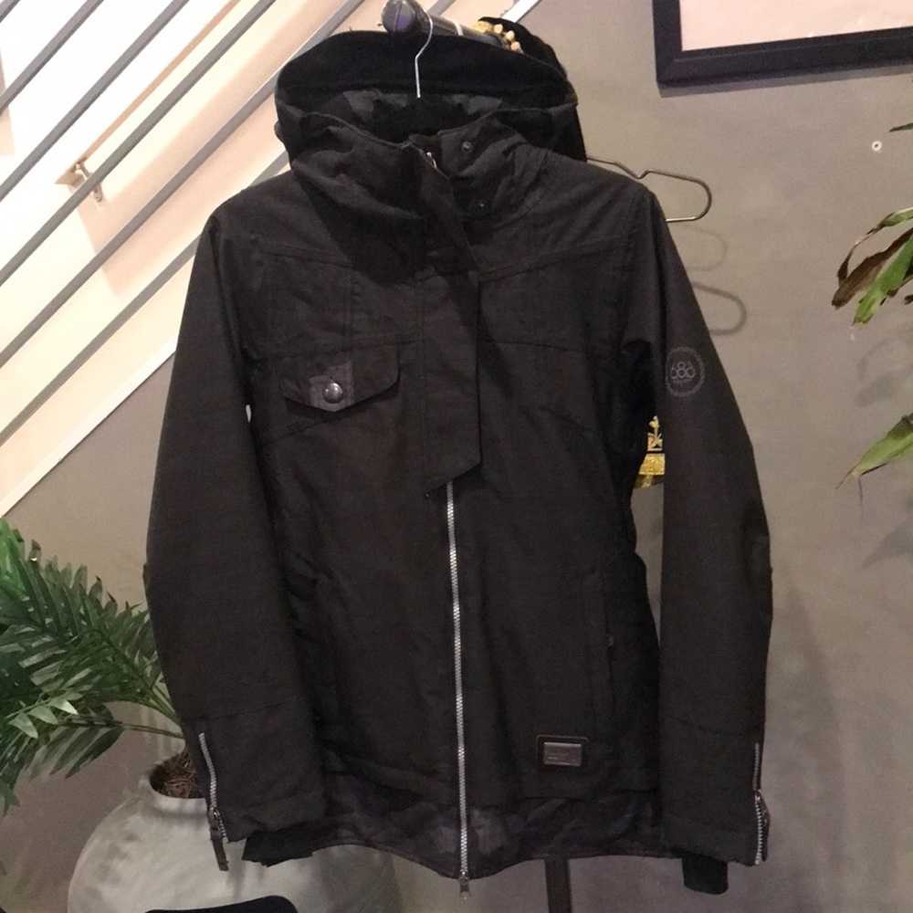 686 snowboarding coat